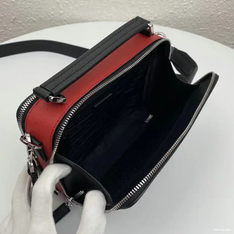Fashionrepsfam ru 206B570122 Prada Bags 0502